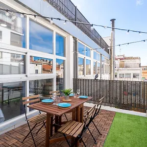 https://apartamento-canela-tarragona.top-hotels-tarragona.com